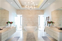 Exquisite ensuite